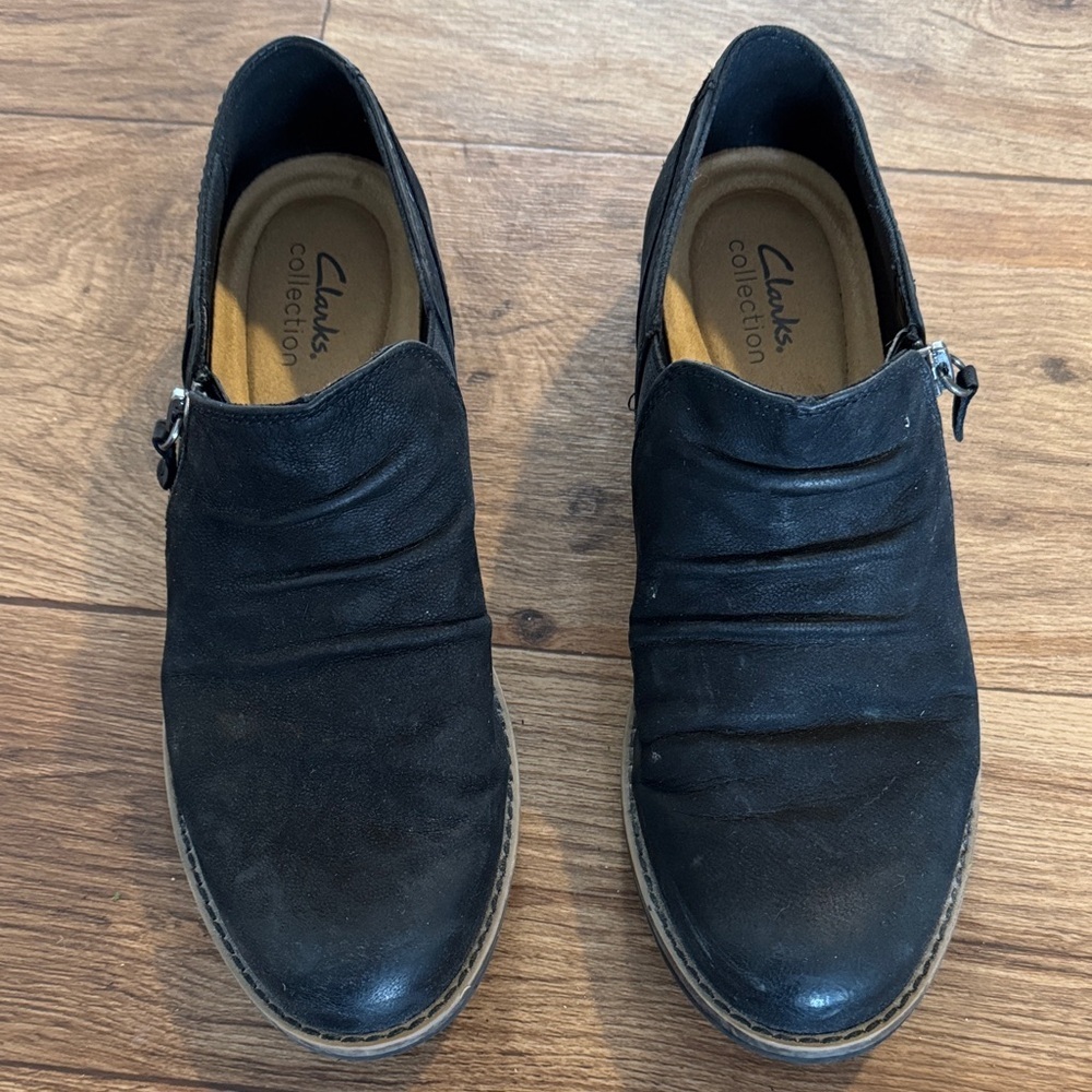 Clarks Black Women's Slip-On Loafers with Side Zip